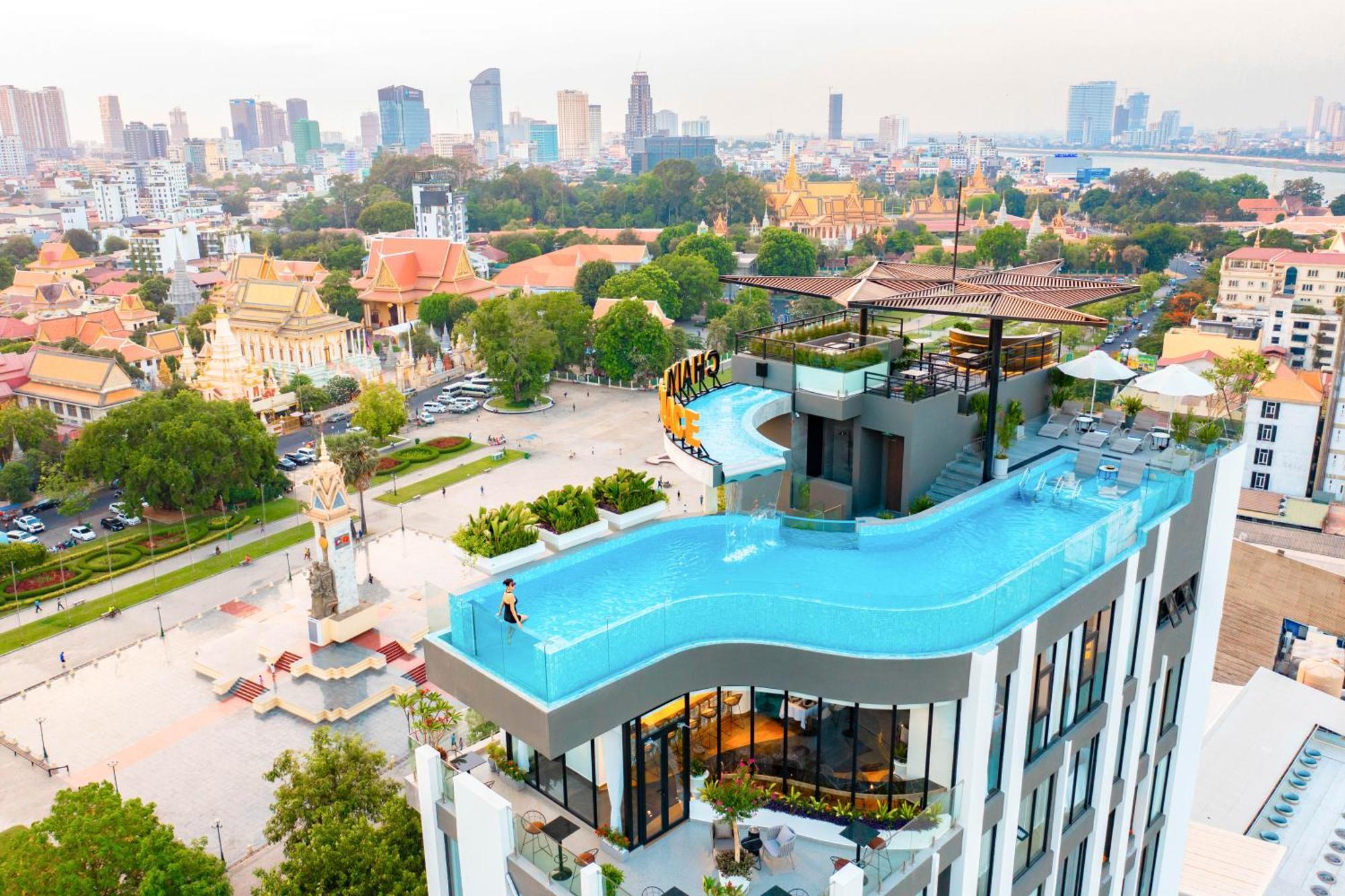 Chaiya Palace Hotel Phnom Penh Luaran gambar